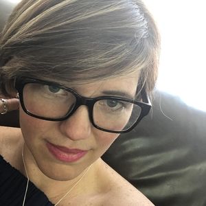 Meet your Posher, Hilda